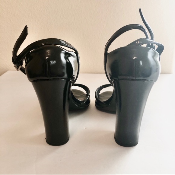 Zara Ankle Strap Chunky Heel Sandal - Picture 5 of 6